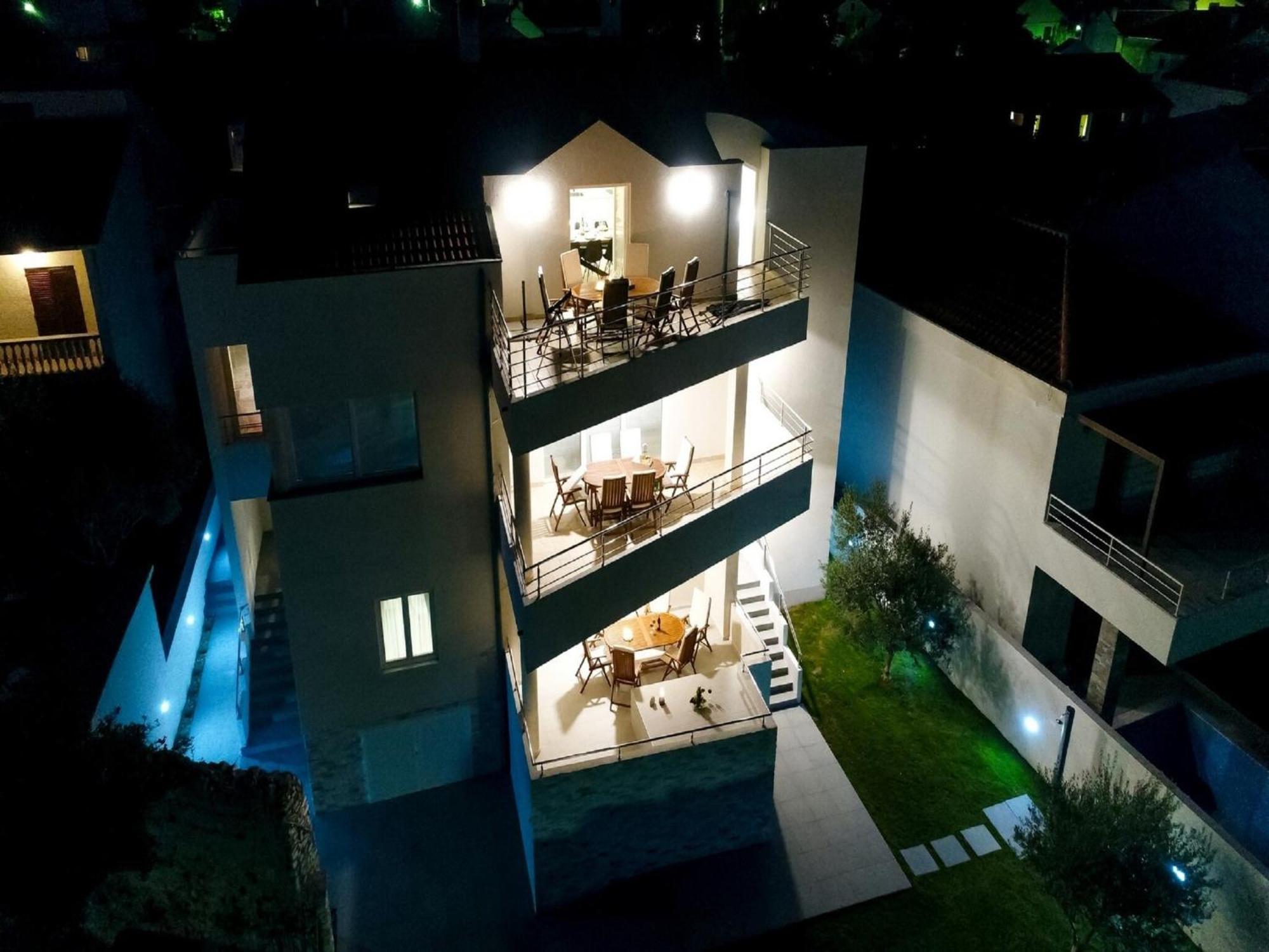 Modern Villa In Nin With Terrace Экстерьер фото